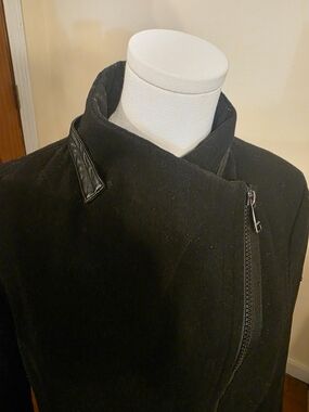 Black Calvin Klein long winter coat - Size L